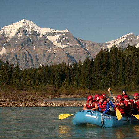 Mount Robson Lodge Buitenkant foto